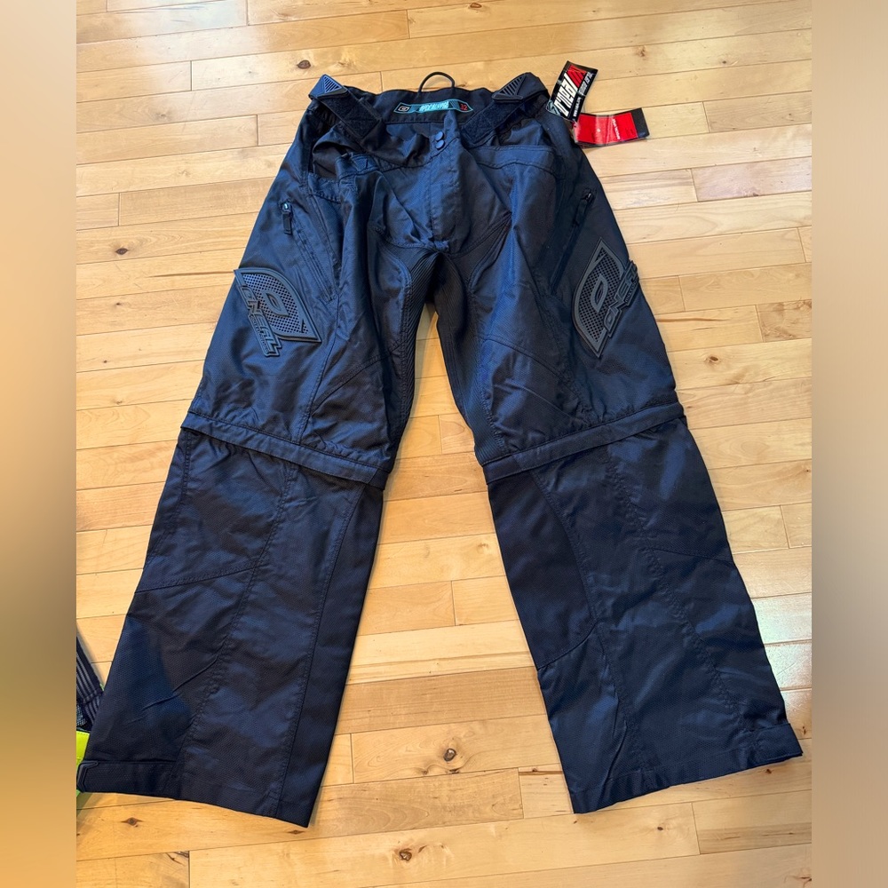 O’Neill Apocalypse Riding Pants NWT